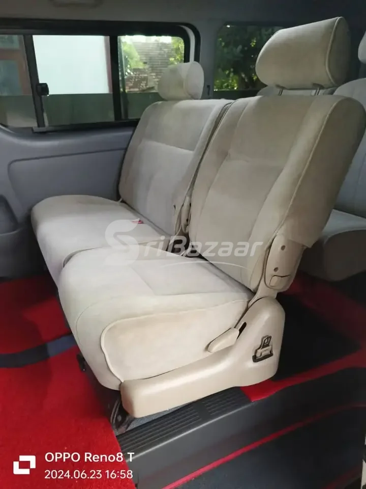 Toyota Hiace KDH 200 Super GL for Sale