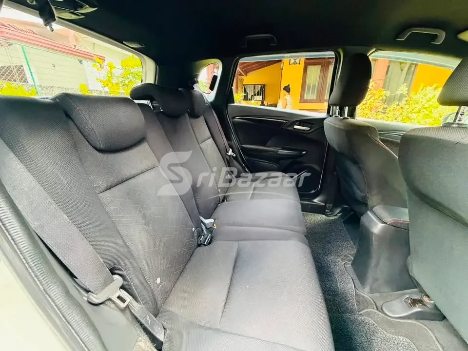 🚗 Honda Fit GP5 S Grade Hybrid 2014 – 132,000 km | 1st Owner | Accident-Free