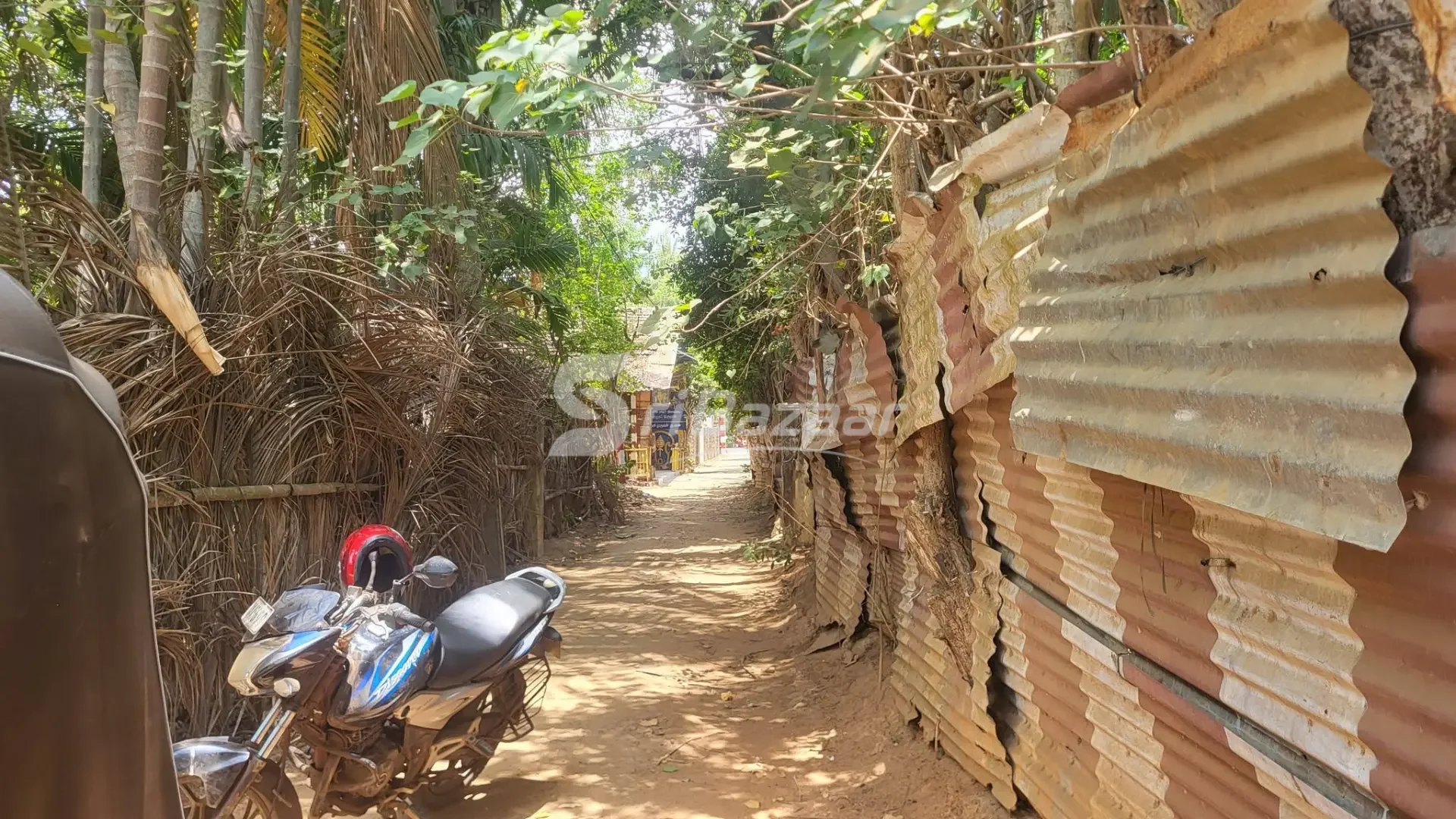 சுன்னாகம் சந்திக்கு அருகில் 2.75 பரப்பு காணி விற்பனைக்கு