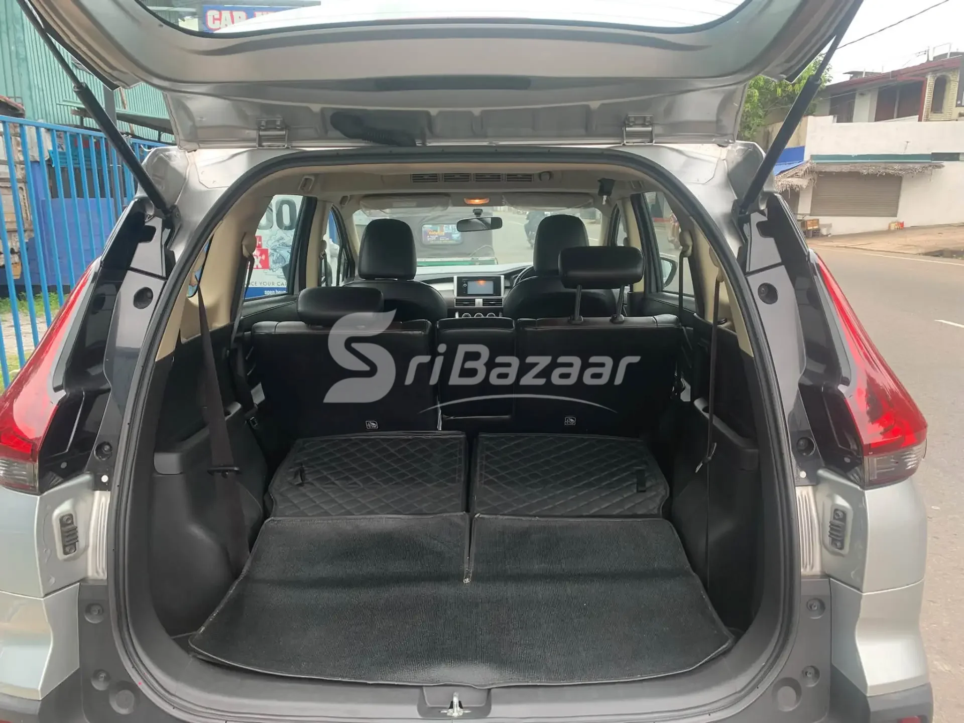 Mitsubishi Xpander Cross 2020 – First Owner | 127,100 km | Rs. 12.9 Million