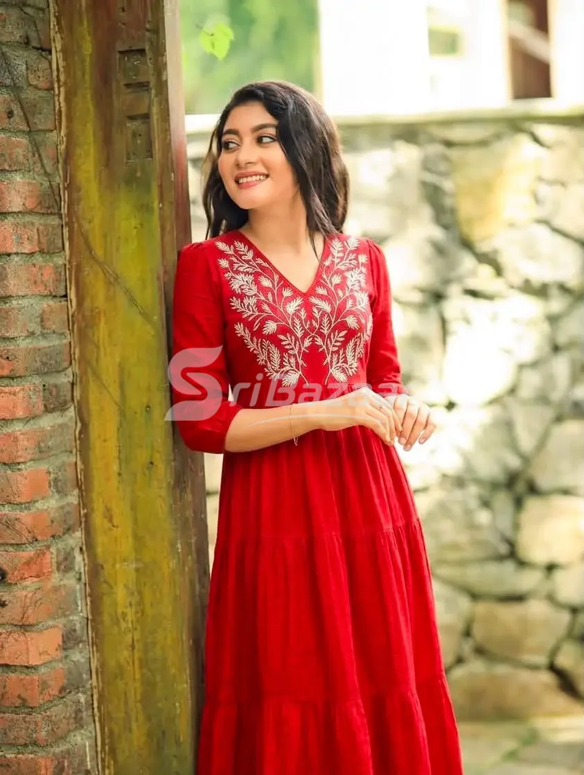 🌹 Scarlet Bloom Embroidery Maxi Dress | SINDY’S