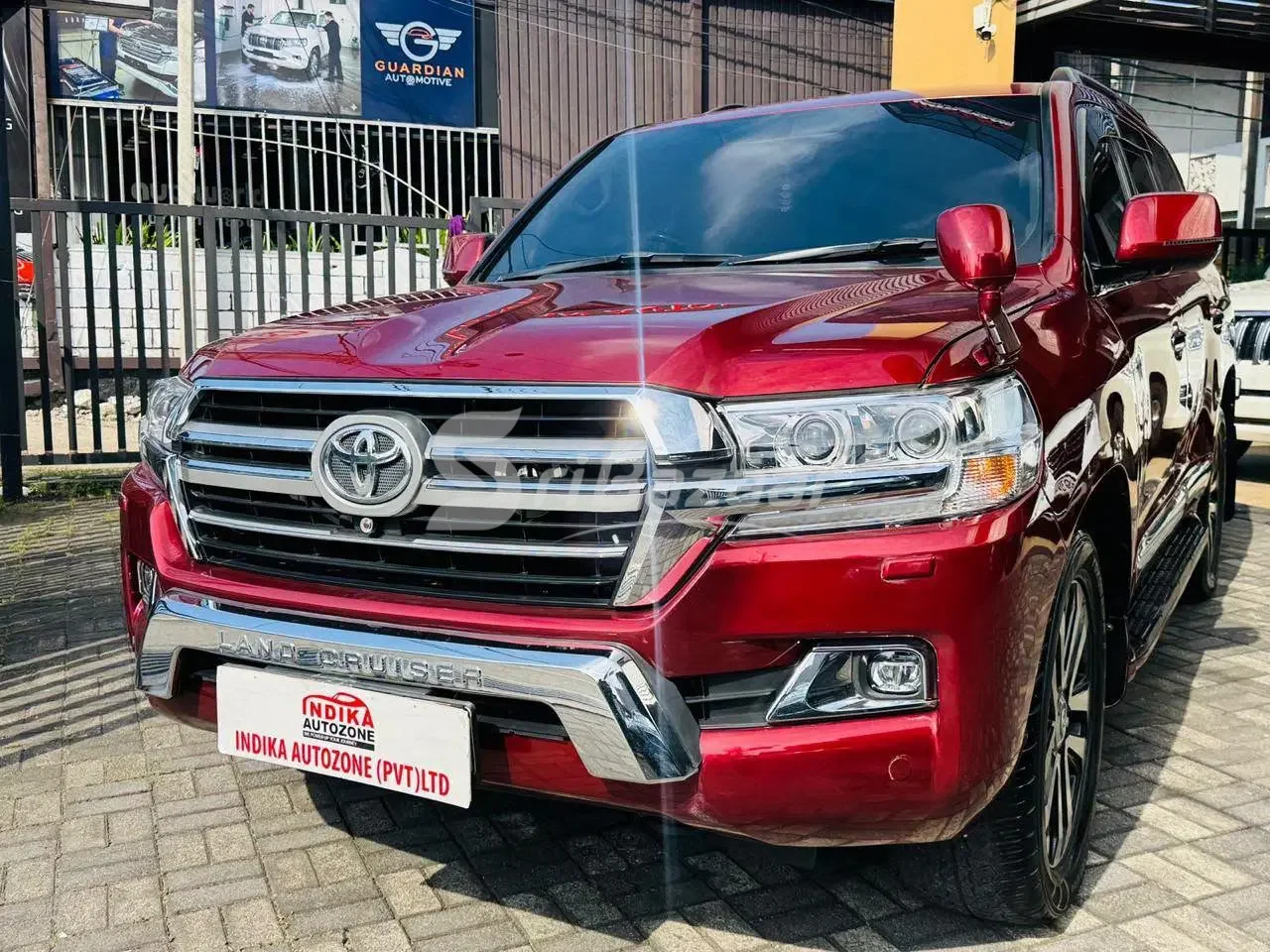 Toyota Land Cruiser LC200 AX 2008 – 7 Seater | Petrol V8