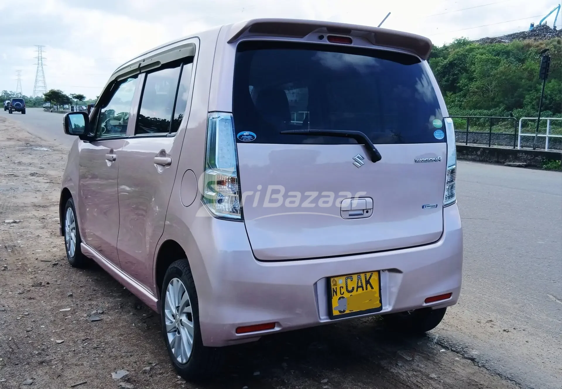 Suzuki Wagon R FZ 2015 – 2nd Owner | 65,000 km