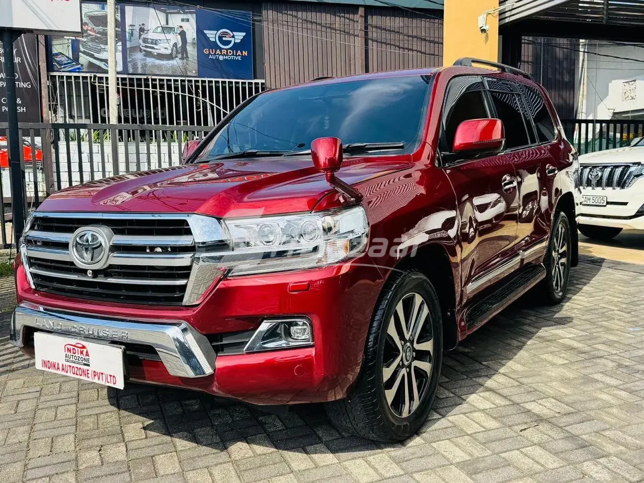 Toyota Land Cruiser LC200 AX 2008 – 7 Seater | Petrol V8