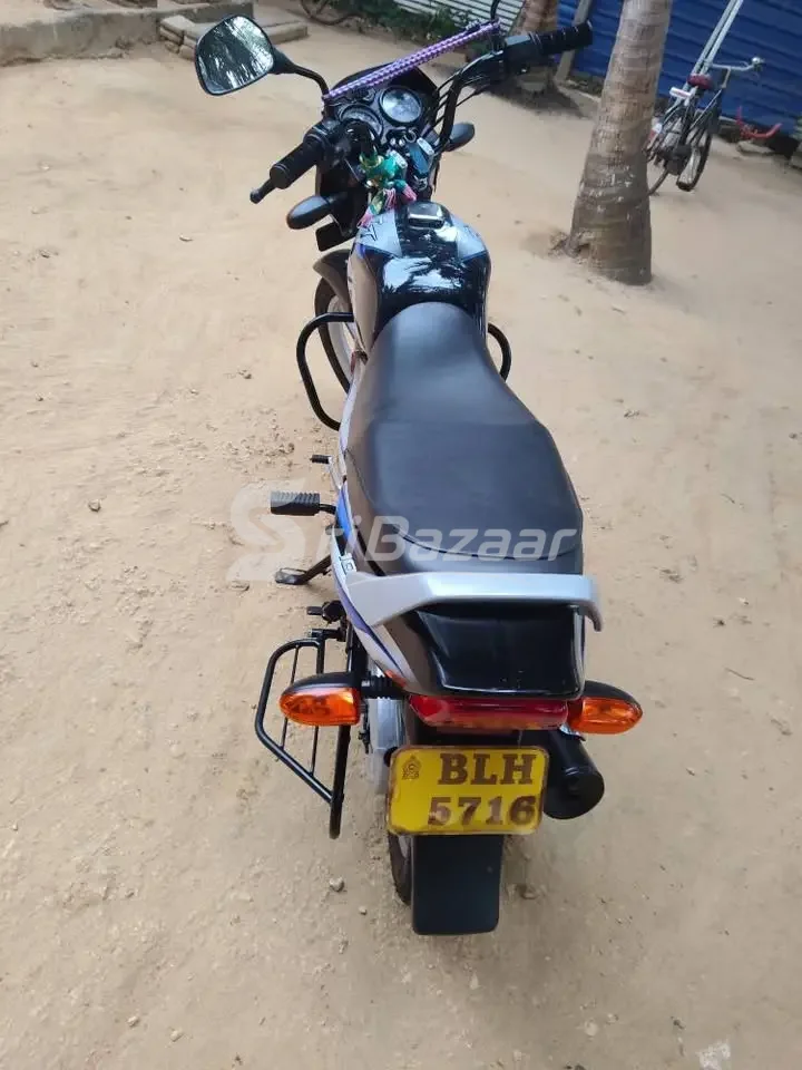 Bajaj CT 100 Motorcycle – Only 3,500 km