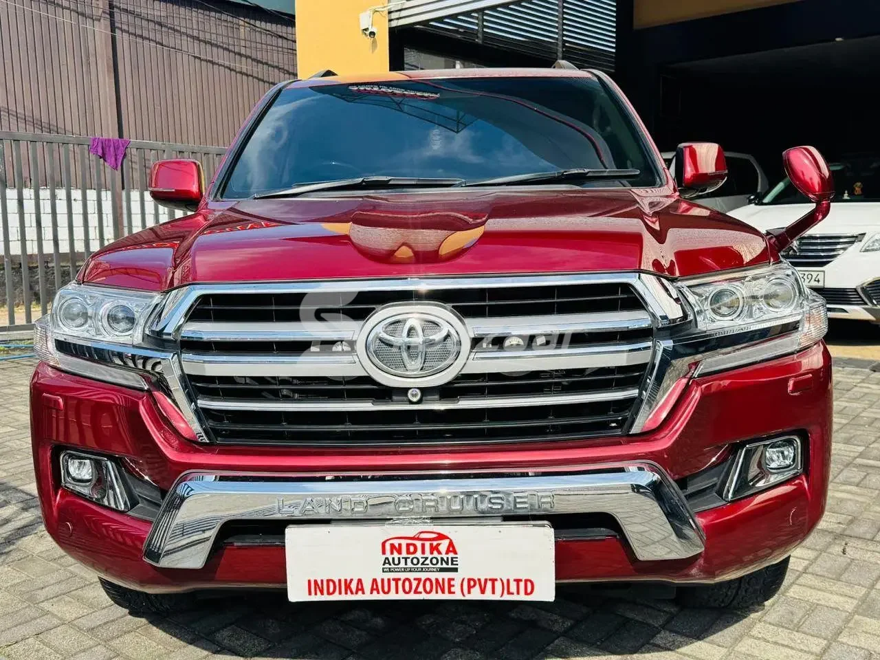 Toyota Land Cruiser LC200 AX 2008 – 7 Seater | Petrol V8