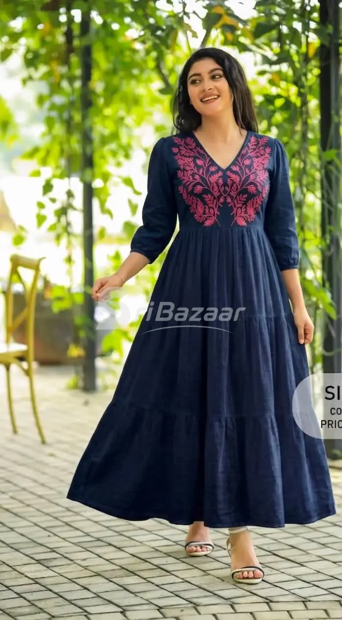 🌹 Scarlet Bloom Embroidery Maxi Dress | SINDY’S