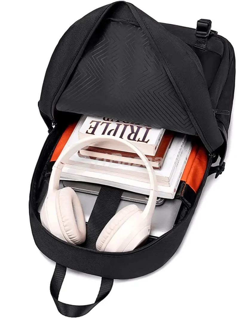 Golden Wolf GW189BB Laptop Backpack – 15.6″ | Black