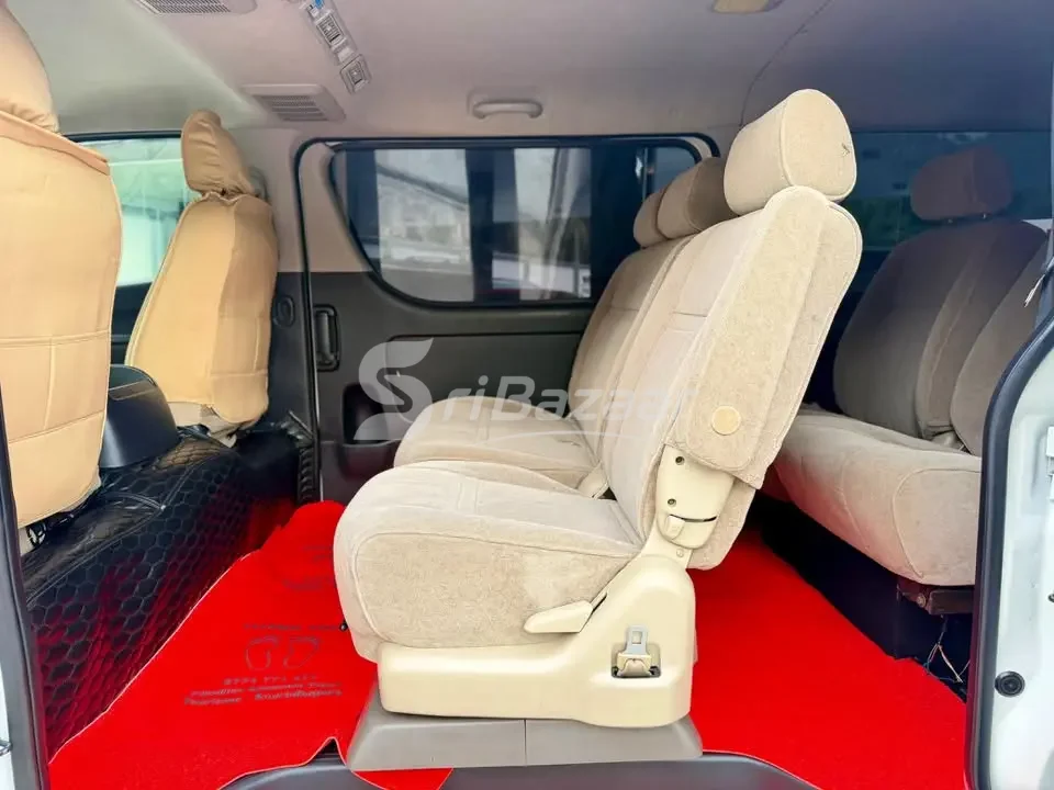 Toyota TRH 200 Dark Prime – 2014 | Full Options | Pearl White