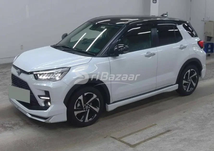 Toyota Raize Z Hybrid 2025 – Unregistered | 9,500 km