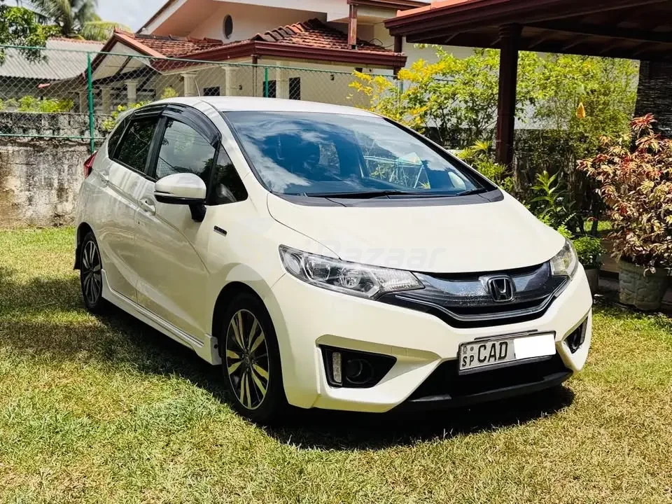 🚗 Honda Fit GP5 S Grade Hybrid 2014 – 132,000 km | 1st Owner | Accident-Free