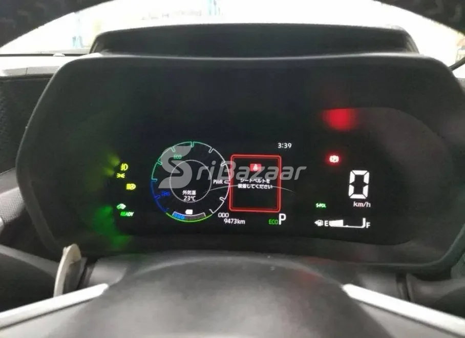 Toyota Raize Z Hybrid 2025 – Unregistered | 9,500 km