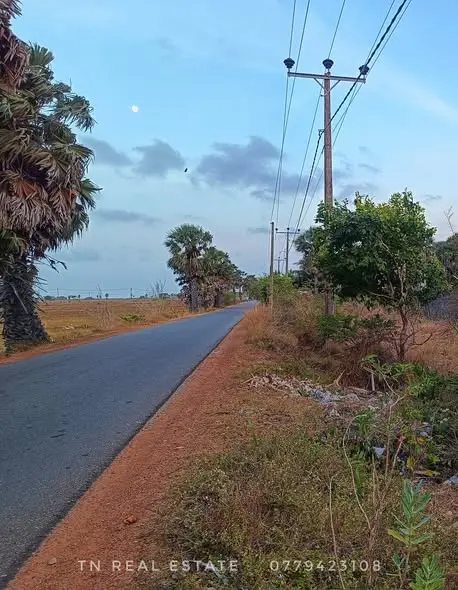 யாழ்ப்பாணம் ➡️ அரியாலை சந்திக்கு அருகில் வீடும் காணியும் விற்பணைக்கு