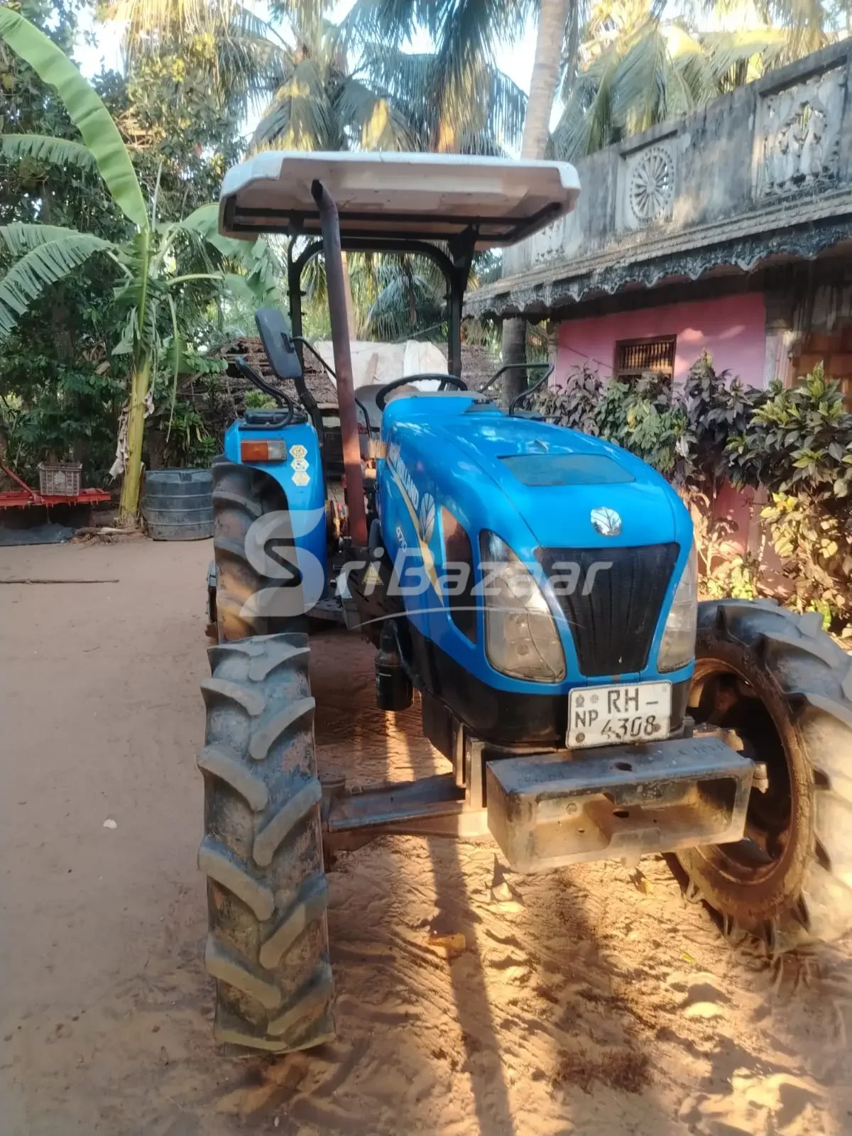 New Holland RH-4308 4WD Tractor – Excellent Condition (2400 Hours)